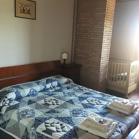 Country Mezzomonte Country house *